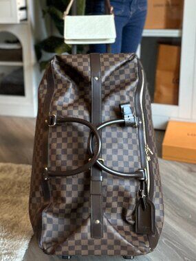 Louis Vuitton  Eole 60   Rolling Suitcase Luggage with Retractable Handle